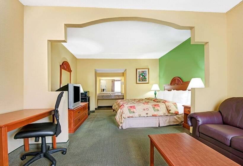 فندق Super 8 By Wyndham Nashville Near Downtown / I40