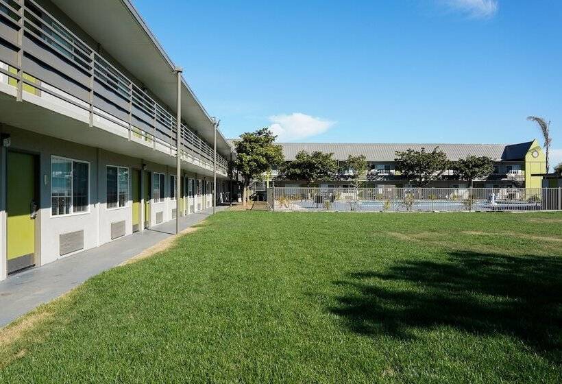 Surestay Plus Hotel By Best Western Point Richmond