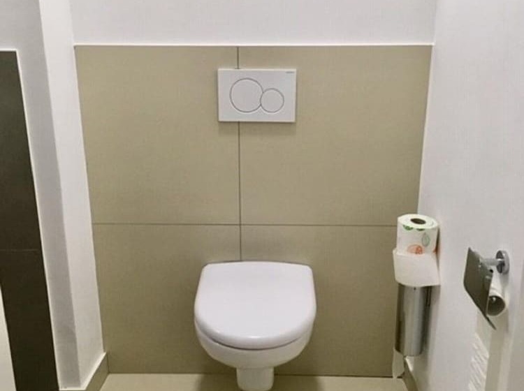 پانسیون City Wall House