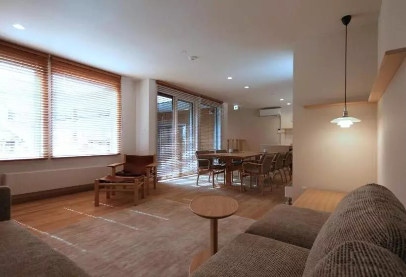 Shimogoryo House