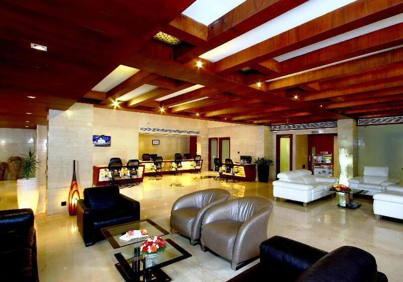 酒店 Diana Heights Luxury