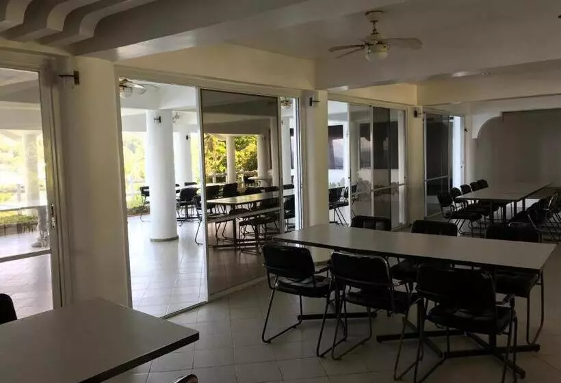 ホテル Red Sun Resort