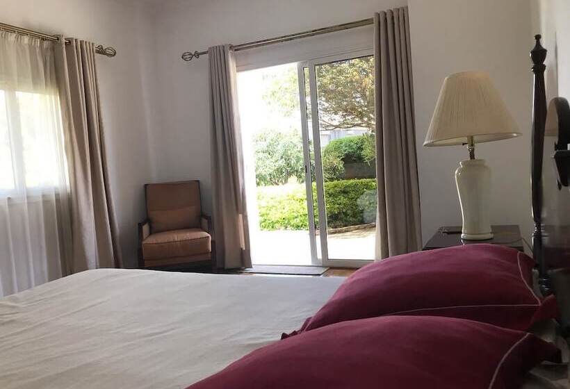 پانسیون Gracehouse