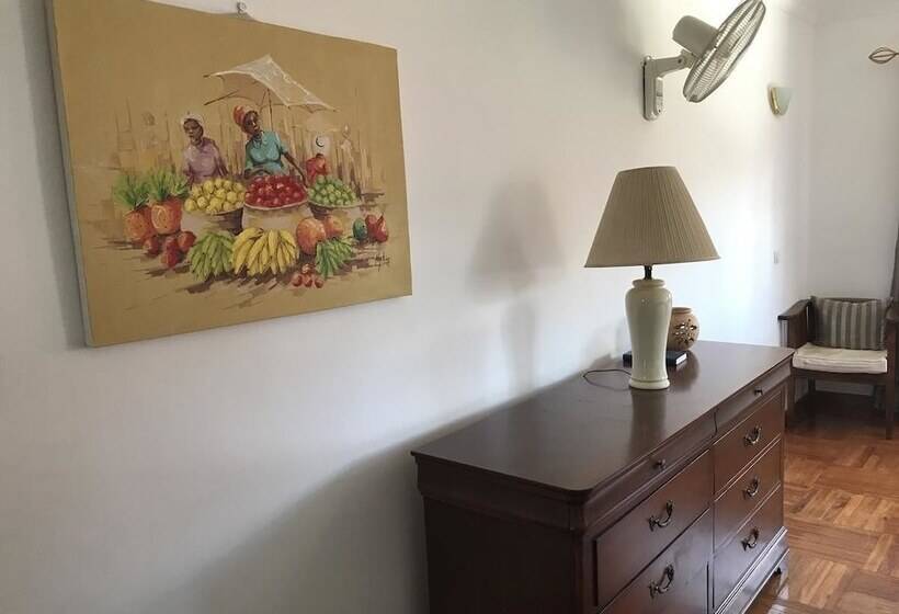 پانسیون Gracehouse