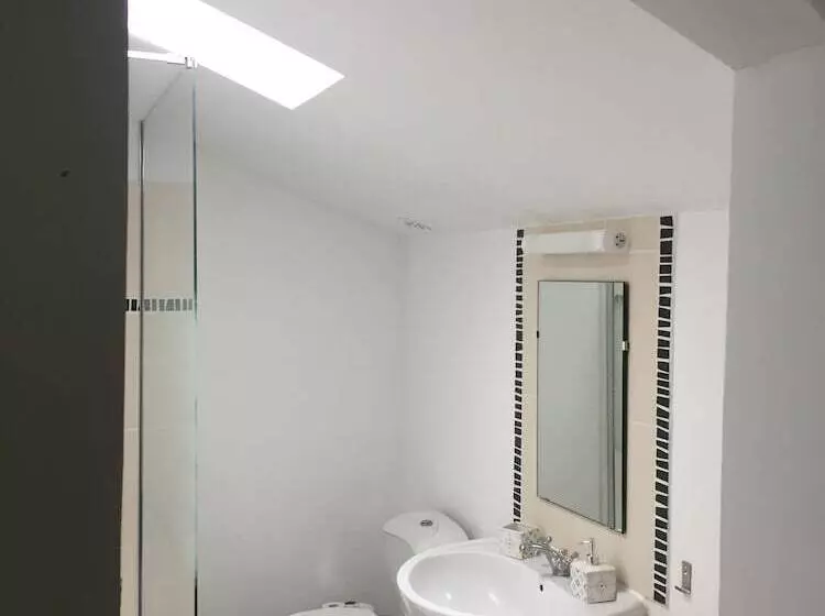 Aamiaismajoitus (B&B) Chateau La Loge