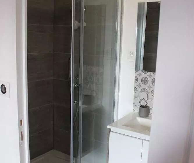 Aamiaismajoitus (B&B) Chateau La Loge