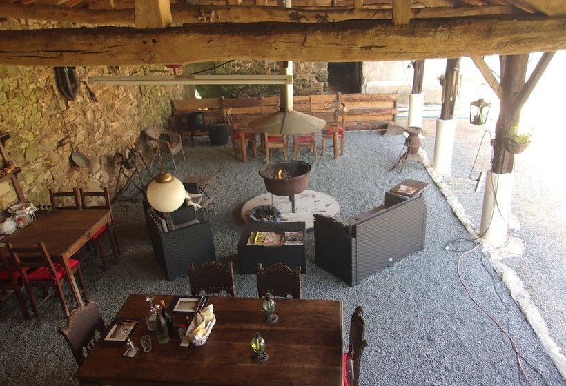 مبيت وإفطار Fortified French Retreat