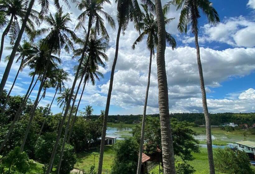 Vinewoods Resorts By Cocotel