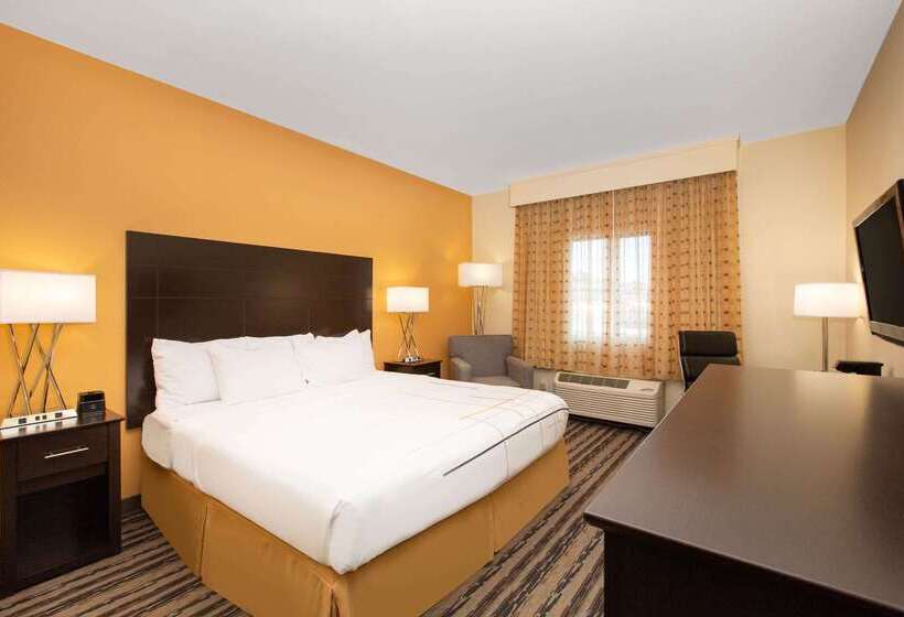 فندق La Quinta Inn By Wyndham Lincoln