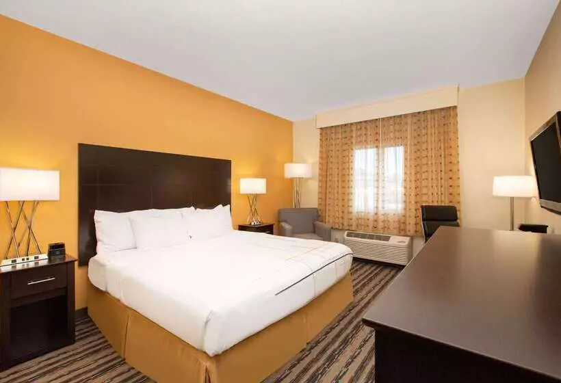 호텔 La Quinta Inn By Wyndham Lincoln