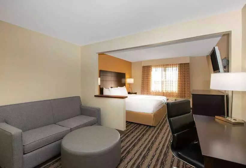 호텔 La Quinta Inn By Wyndham Lincoln