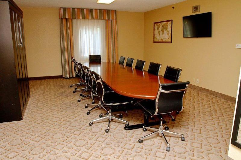 Radisson Hotel & Conference Center Rockford