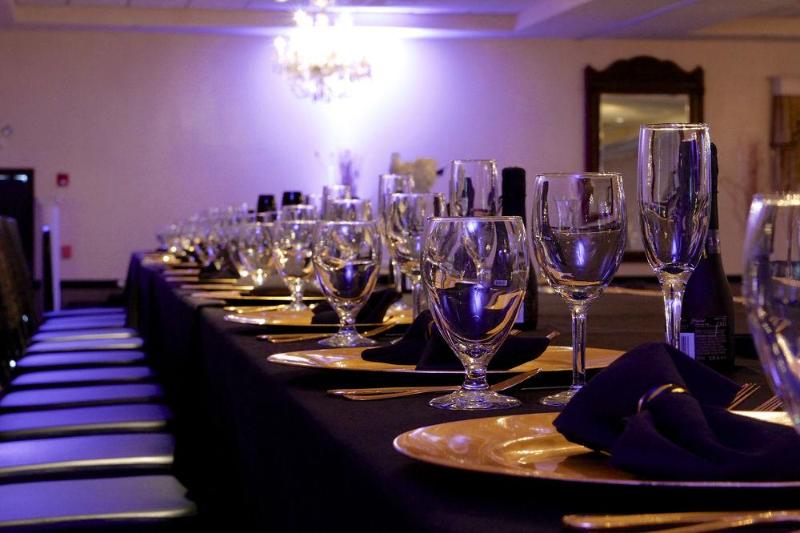 Radisson Hotel & Conference Center Rockford