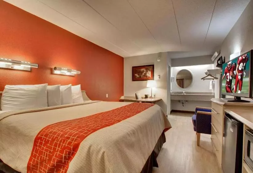 هتل Red Roof Inn St Louis Westport