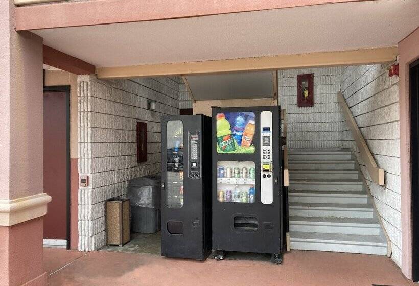 فندق Red Roof Inn Virginia Beach Norfolk Airport