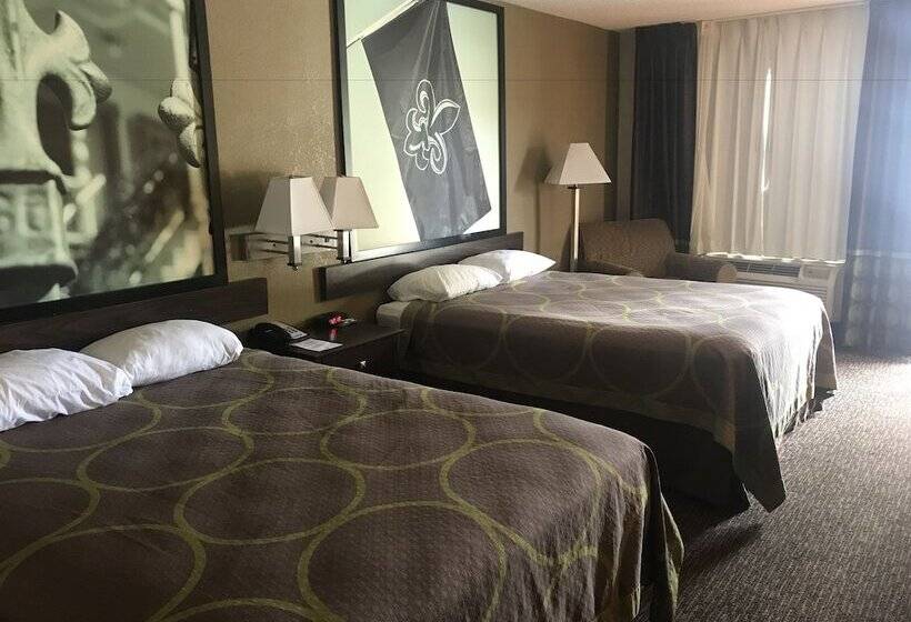 فندق Super 8 By Wyndham Monroe