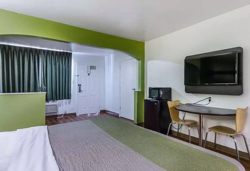 Motel 6 San Marcos, Tx  North