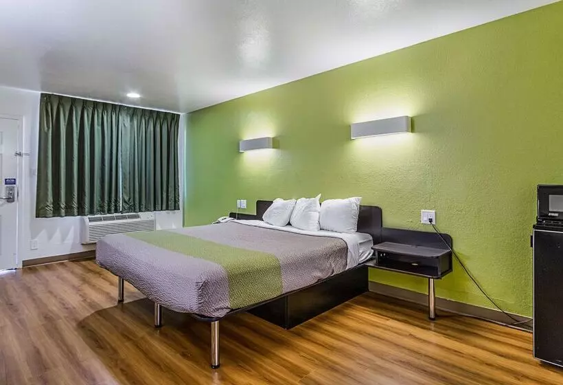 Motel 6 San Marcos, Tx  North