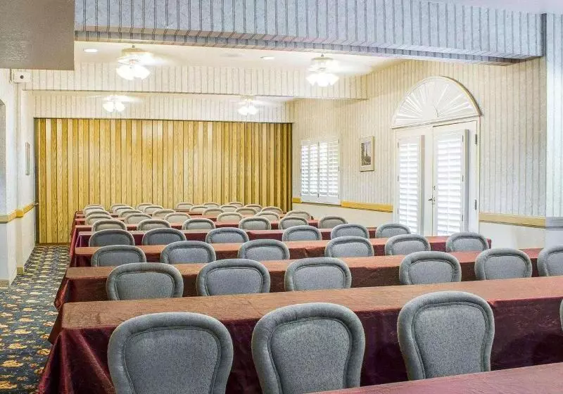 Курорт Quality Inn & Suites Safford