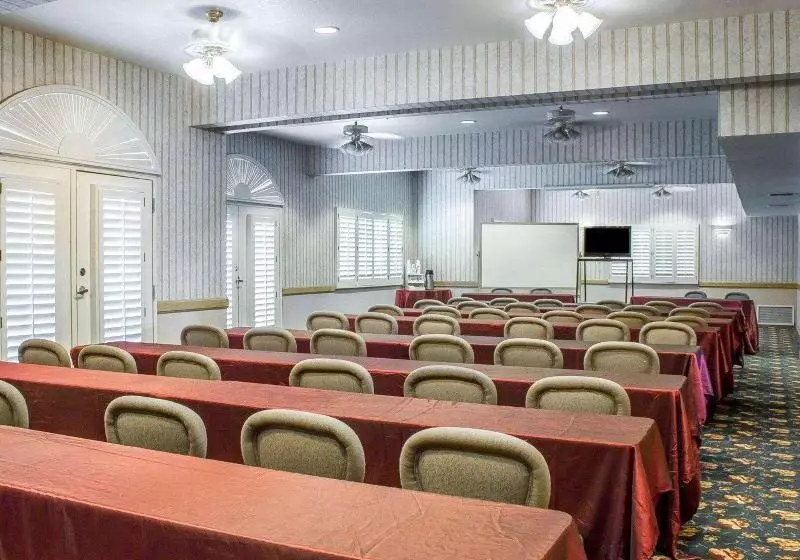 Курорт Quality Inn & Suites Safford