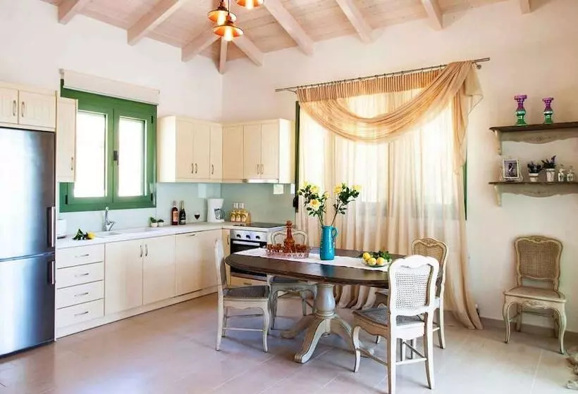 Ktima Aniforeli Luxury Villas