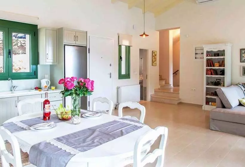 Ktima Aniforeli Luxury Villas