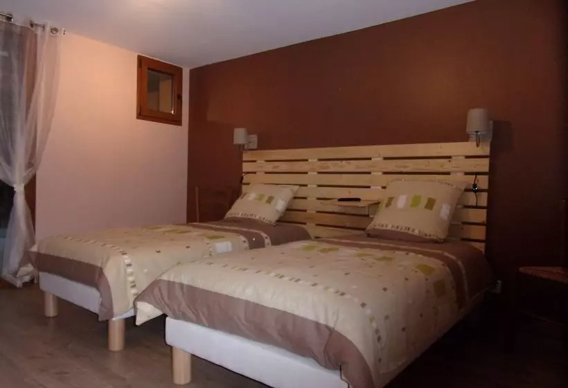 Majatalo Chambres D Hotes Les Eglantines