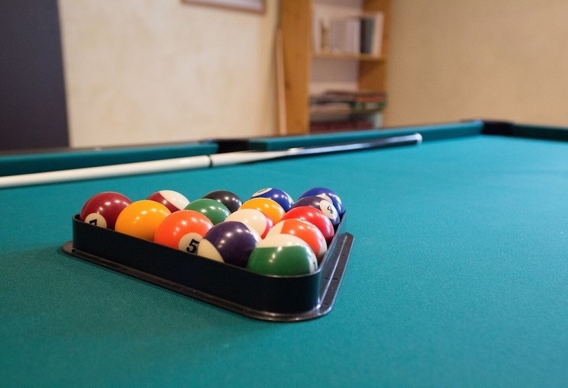 بنسيون Chambres D Hotes Les Eglantines