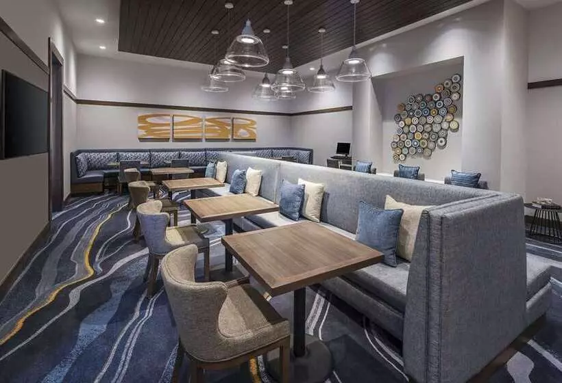 هتل Homewood Suites By Hilton Boston Woburn