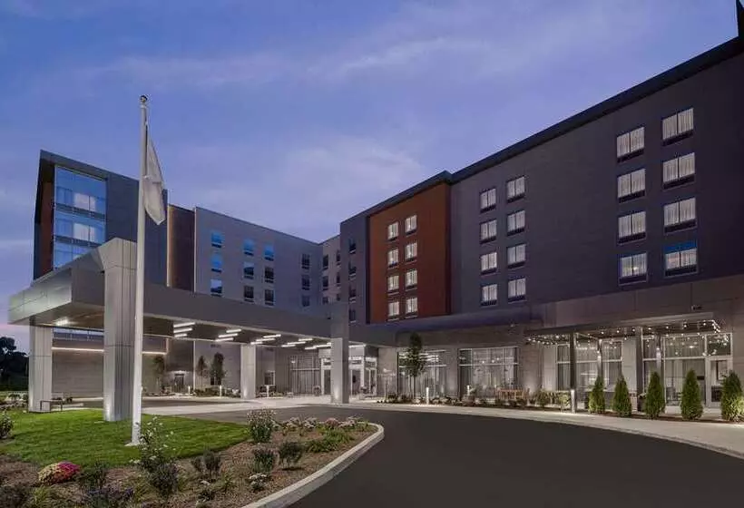 هتل Homewood Suites By Hilton Boston Woburn