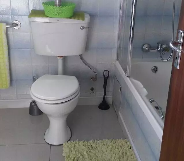 پانسیون Lapeng Home Away From Home