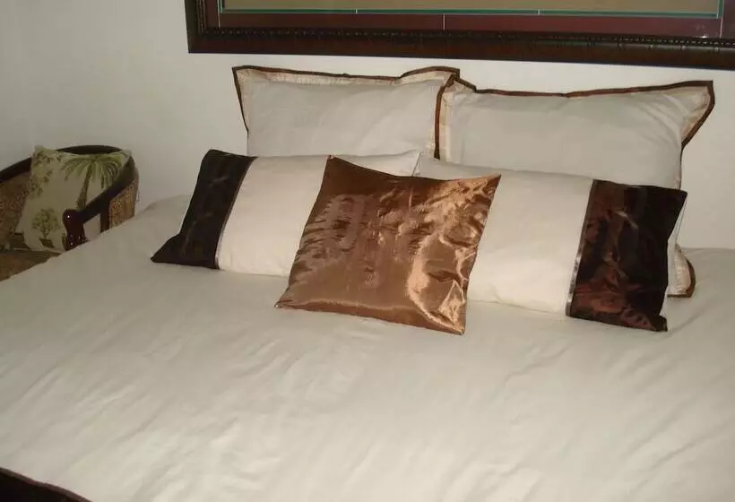 پانسیون Lapeng Home Away From Home