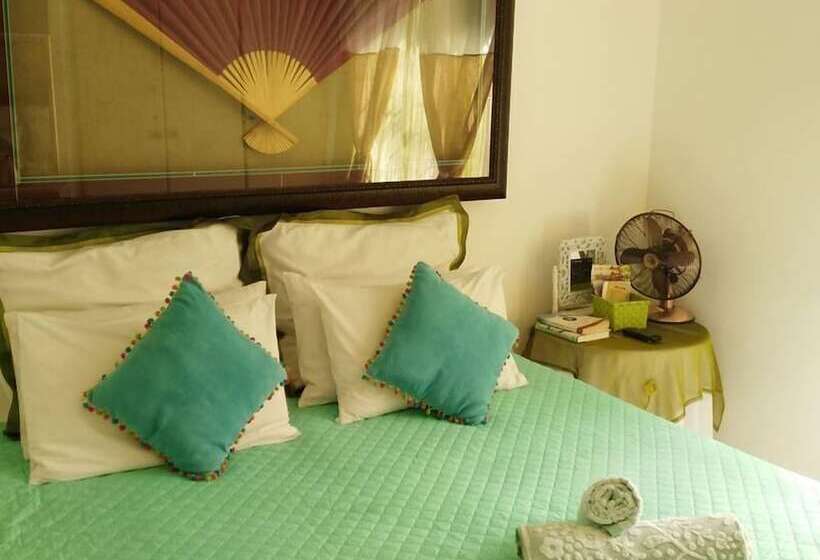 پانسیون Lapeng Home Away From Home