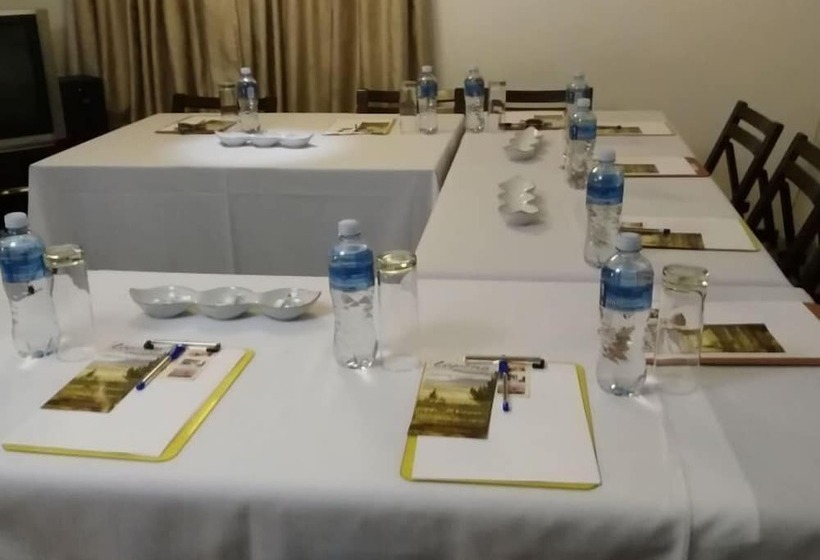 پانسیون Lapeng Home Away From Home