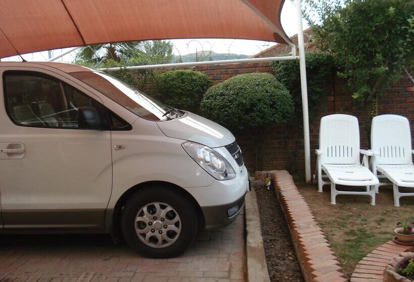 پانسیون Lapeng Home Away From Home