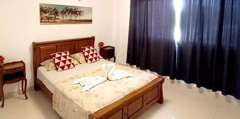پانسیون Verano Guest House Bohol
