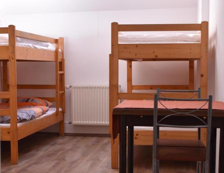 Hostel Tihany Község önkormányzat   Ifjúsági Szállás