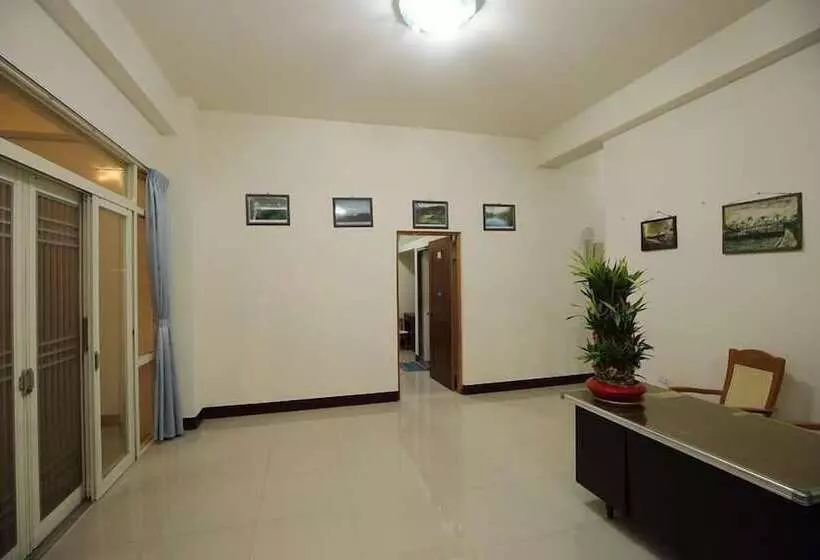 تختخواب و صبحانه Dong Ding Homestay