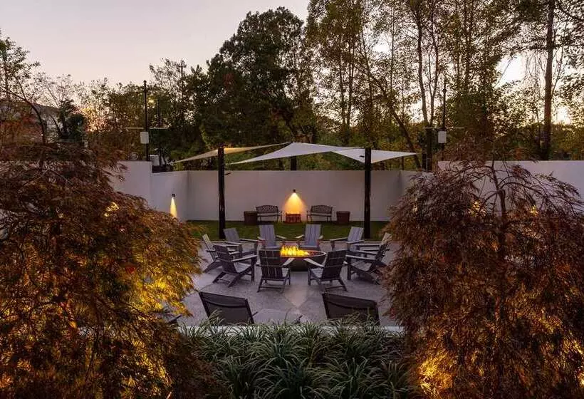 هتل Hilton Garden Inn Asheville South