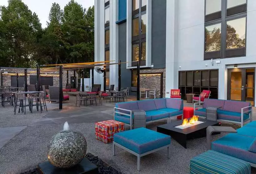 هتل Hilton Garden Inn Asheville South