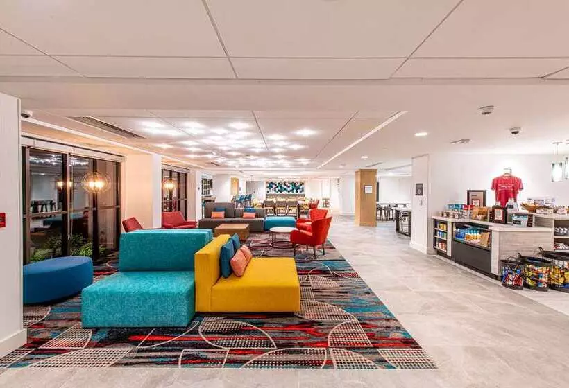 هتل Hilton Garden Inn Asheville South