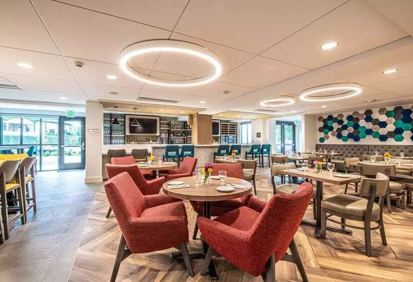 هتل Hilton Garden Inn Asheville South