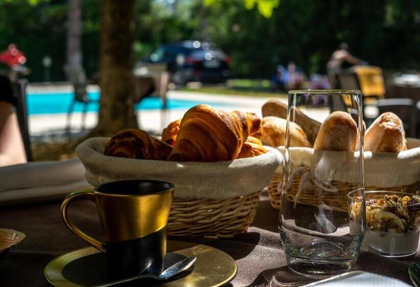 ホテル La Redoniere