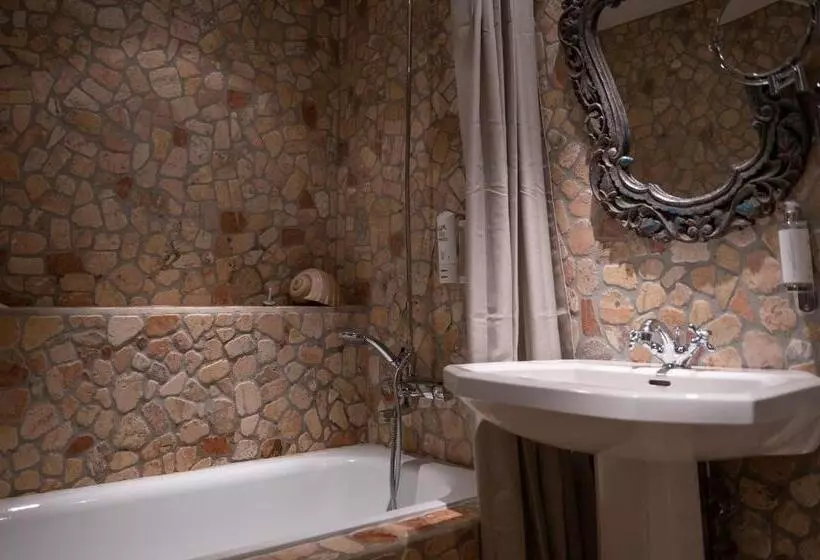 Stora Hotellet I Fjällbacka