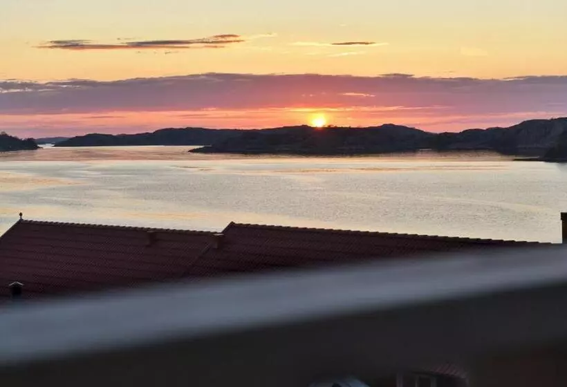 Stora Hotellet I Fjällbacka