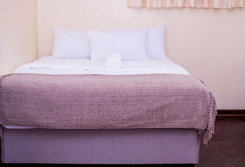 پانسیون Royal Guest House