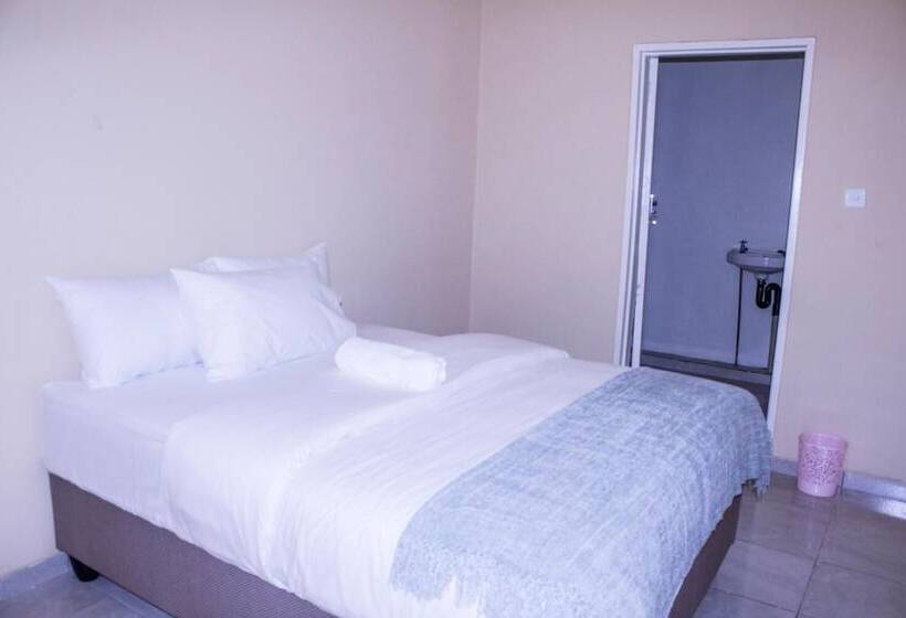 پانسیون Royal Guest House