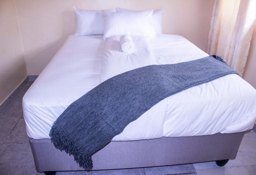 پانسیون Royal Guest House