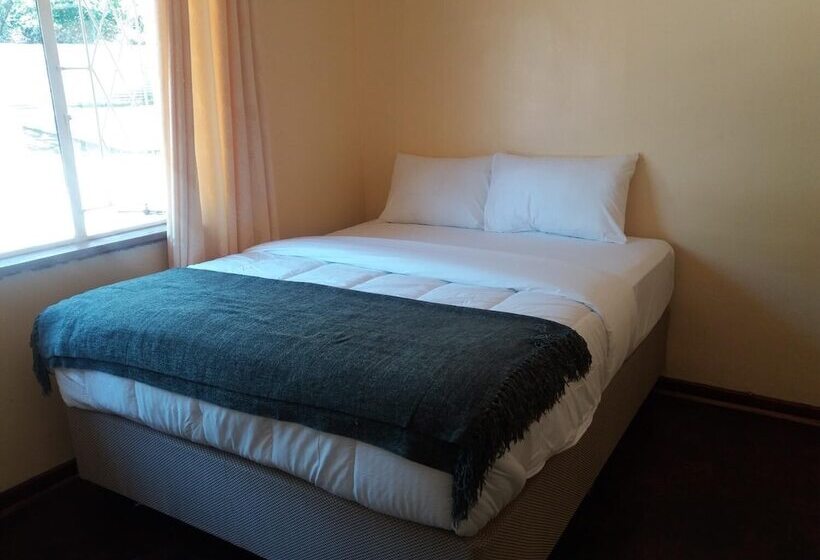 پانسیون Royal Guest House