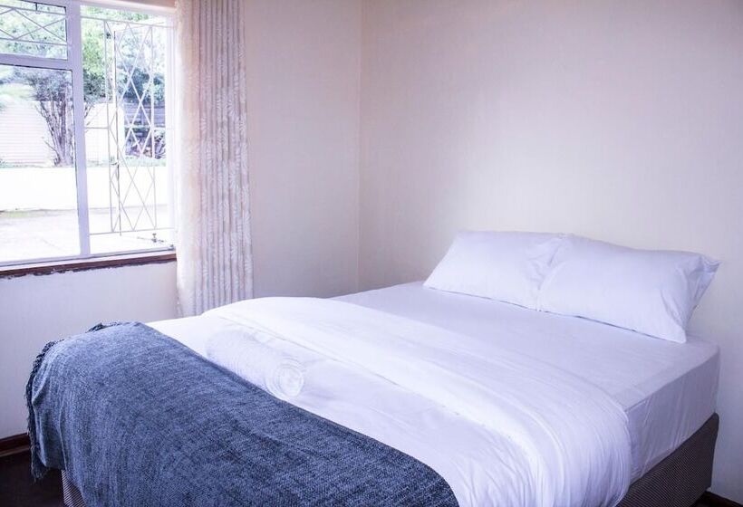 پانسیون Royal Guest House